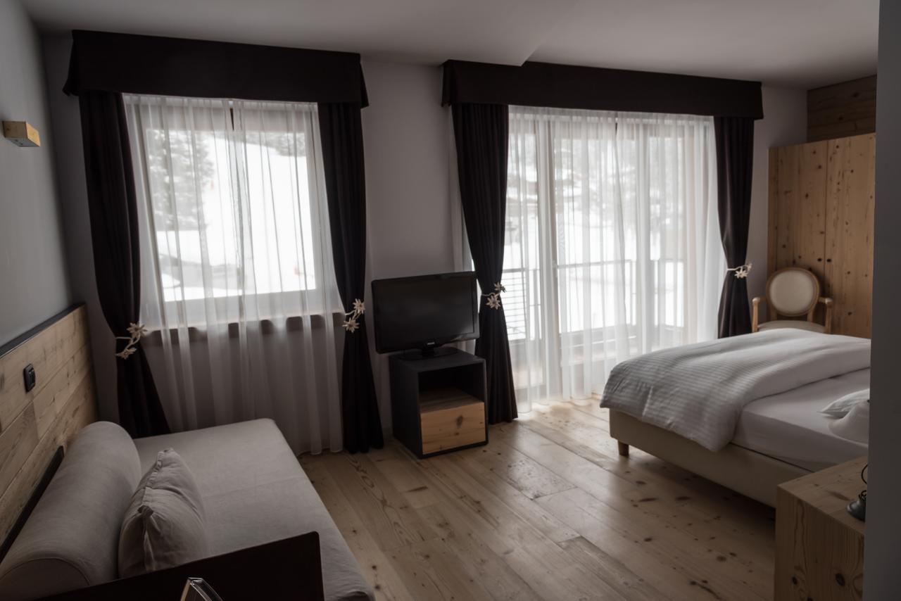 Chalet Laura Lodge Hotel Madonna Exteriör bild