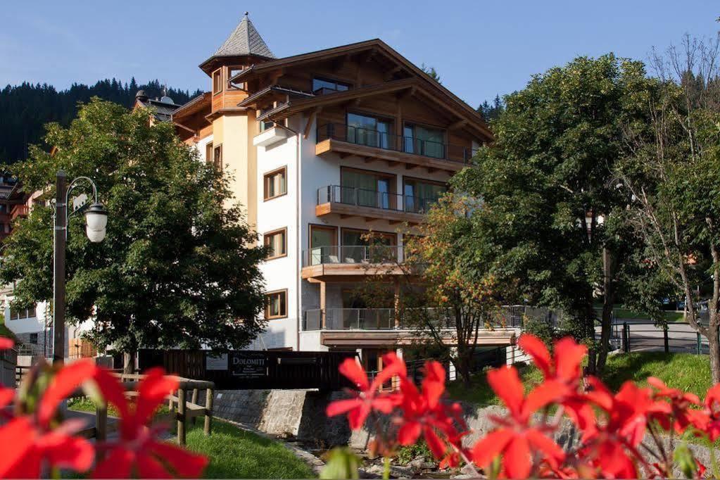 Chalet Laura Lodge Hotel Madonna Exteriör bild